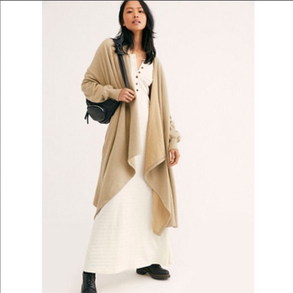 FP Beach Red Eye Cardi